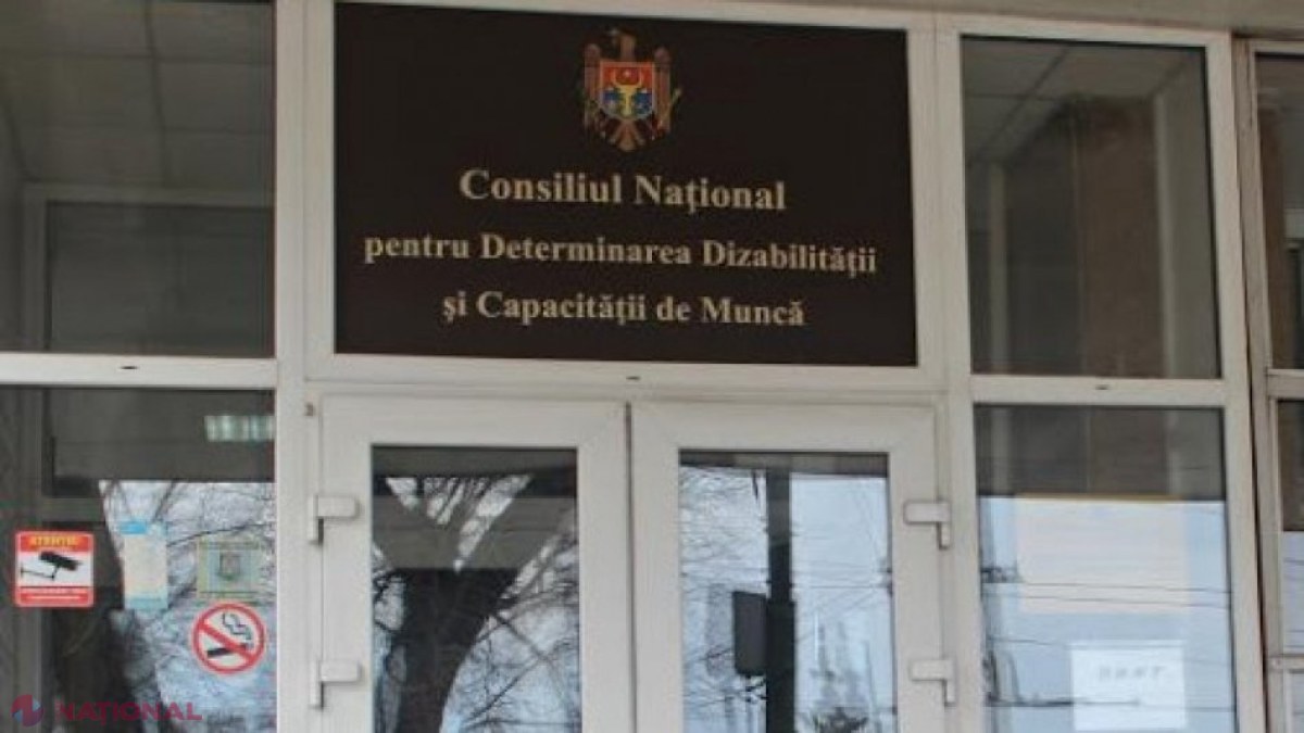 VIDEO REVOLTĂTOR // Bani pe seama persoanelor cu dizabilități pentru ca aceștia să poată beneficia de un drept legal: „Închide-ţi gura, că îţi dau una în bot eu amuş!”. 20 de angajați ai CNDDCM, bănuiți că luau mită