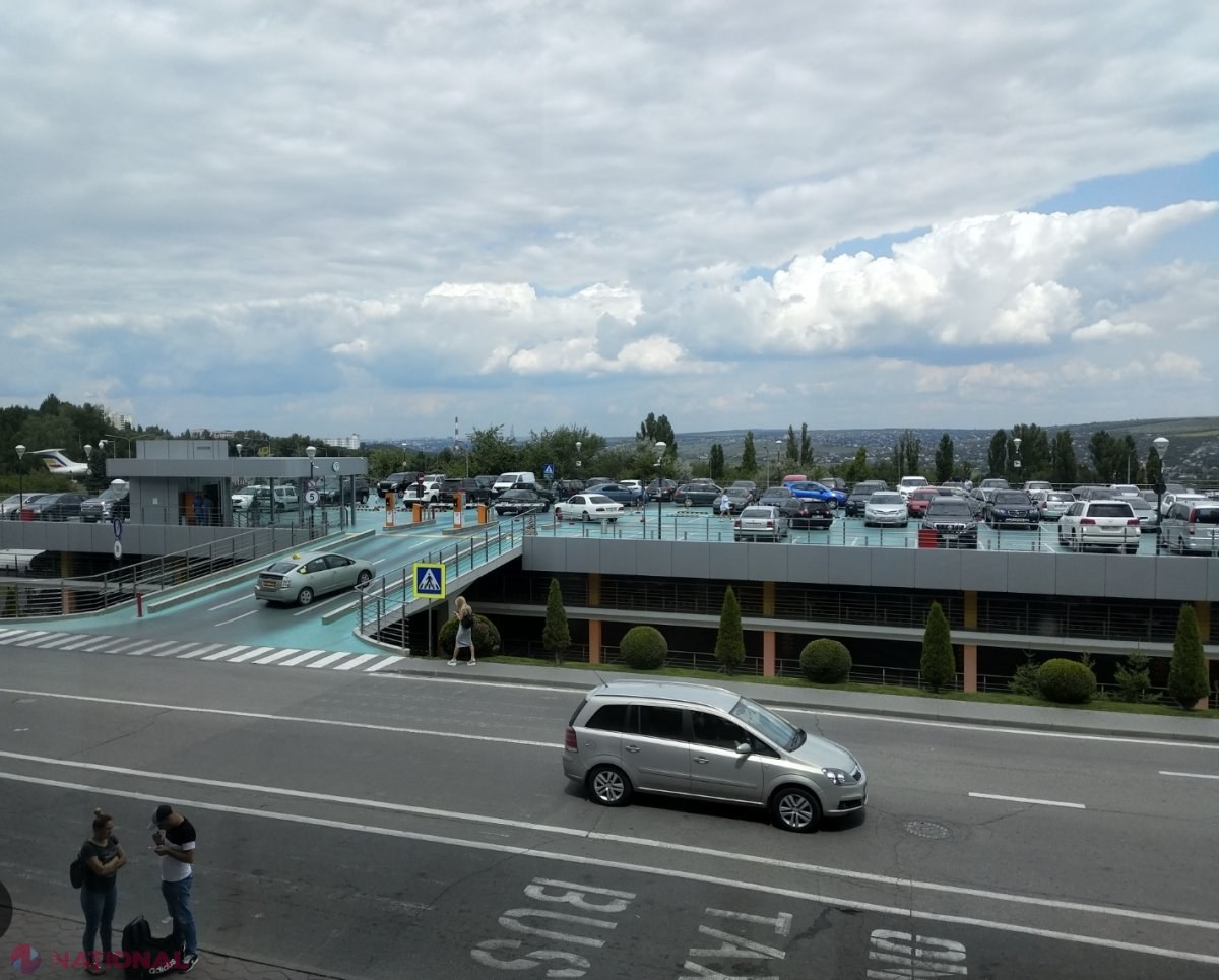 IMPORTANT! Șoferii care și-au parcat mașinile în preajma Aeroportului trebuie să le ia până în seara zilei de 31 mai: Acces interzis în zonă în zilele de 1 și 2 iunie