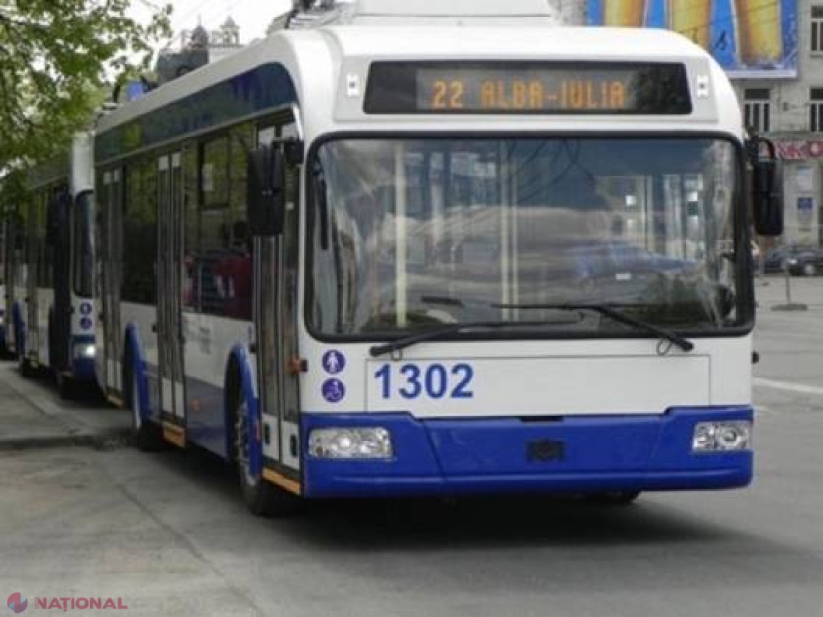  Mai multe troleibuze din capitală nu au fost lăsate să iasă astăzi pe linie. VEZI care a fost motivul!