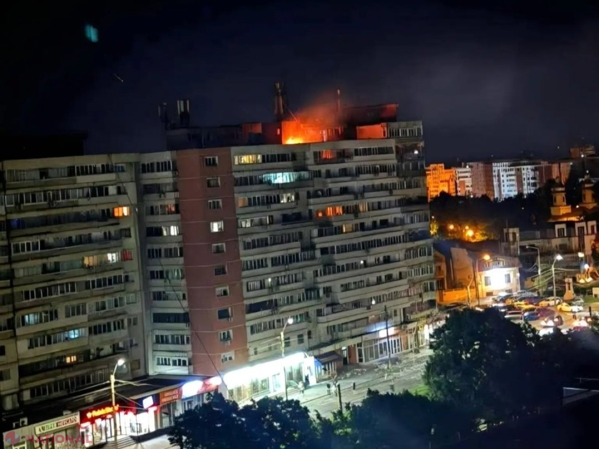 VIDEO // O dronă care ar fi fost lansată de armata Rusiei s-a prăbușit pe un bloc din Galați: Explozie, incendiu la etajul 10 și zeci de oameni evacuați