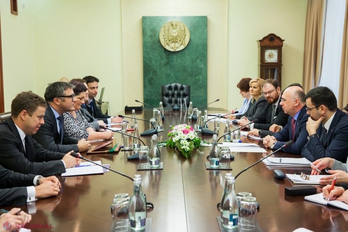 O misiune de experți ai FMI au venit în R. Moldova. Filip: „Existența unor CONDIȚIONALITĂȚI ne-a ajutat să ne mișcăm înainte cu reformele”