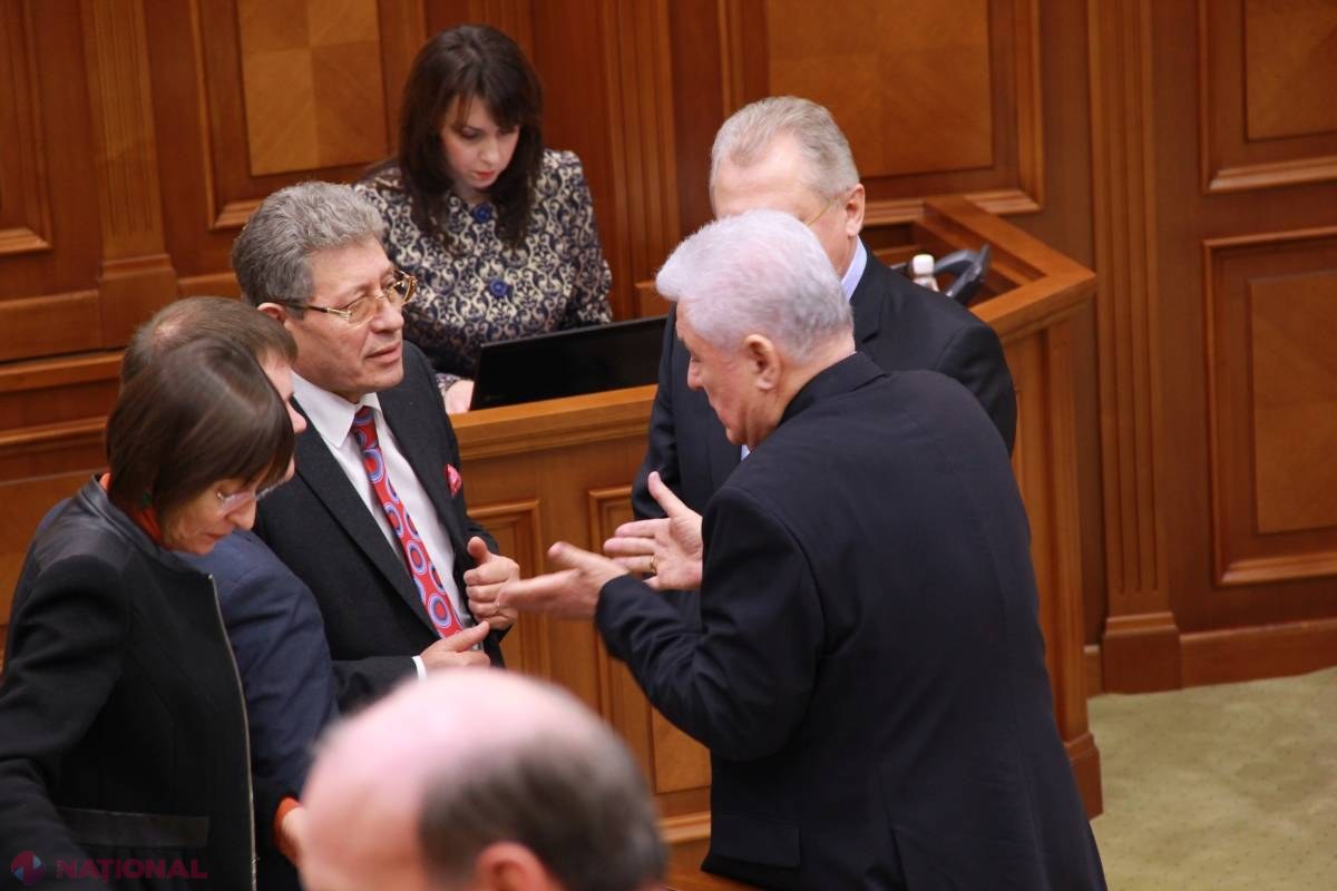 O nouă ÎNCLEȘTARE între Voronin și Ghimpu din cauza Zilei Unirii Basarabiei cu România