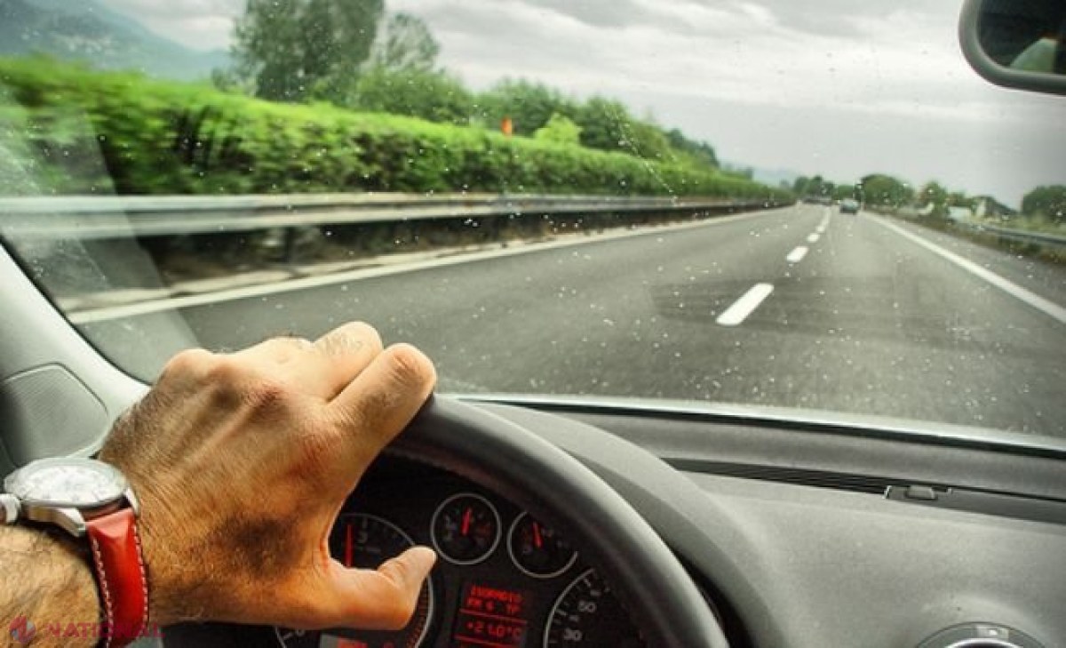 Certificatul de asigurare „Carte Verde” va fi digitalizat. Noile reguli care intră în vigoare din 1 ianuarie 2025 pentru toți cetățenii Republicii Moldova care merg cu automobilul într-o altă țară