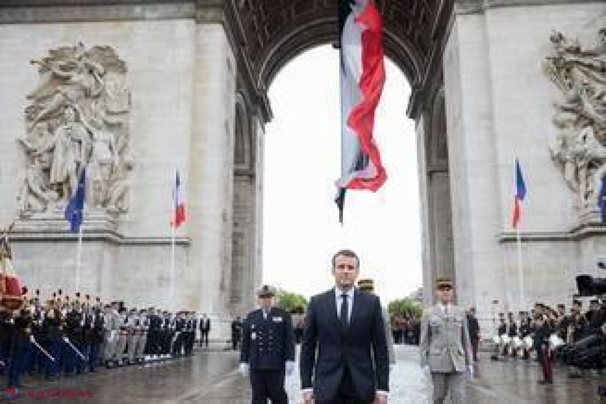 Macron îl primeşte pe Putin la Versailles. Va repeta momentul de la întâlnirea cu Trump?