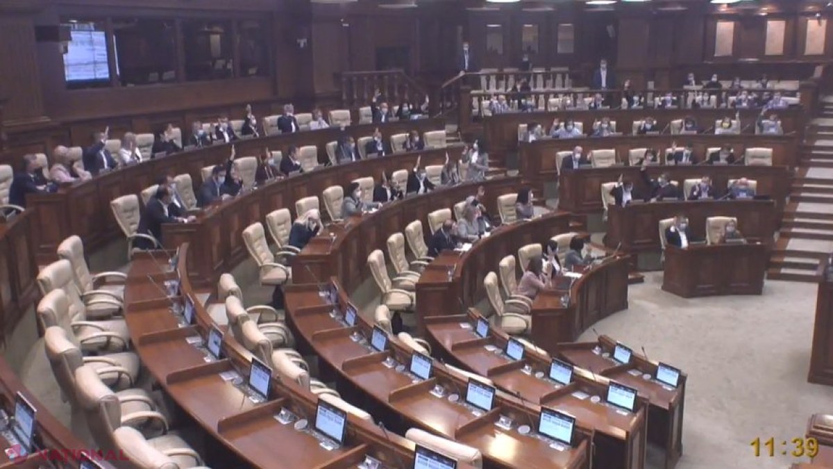 O nouă CĂDERE a sistemului electronic de vot din Parlamentul R. Moldova: „Revenim la sistemul vechi, toată lumea pe poziții”