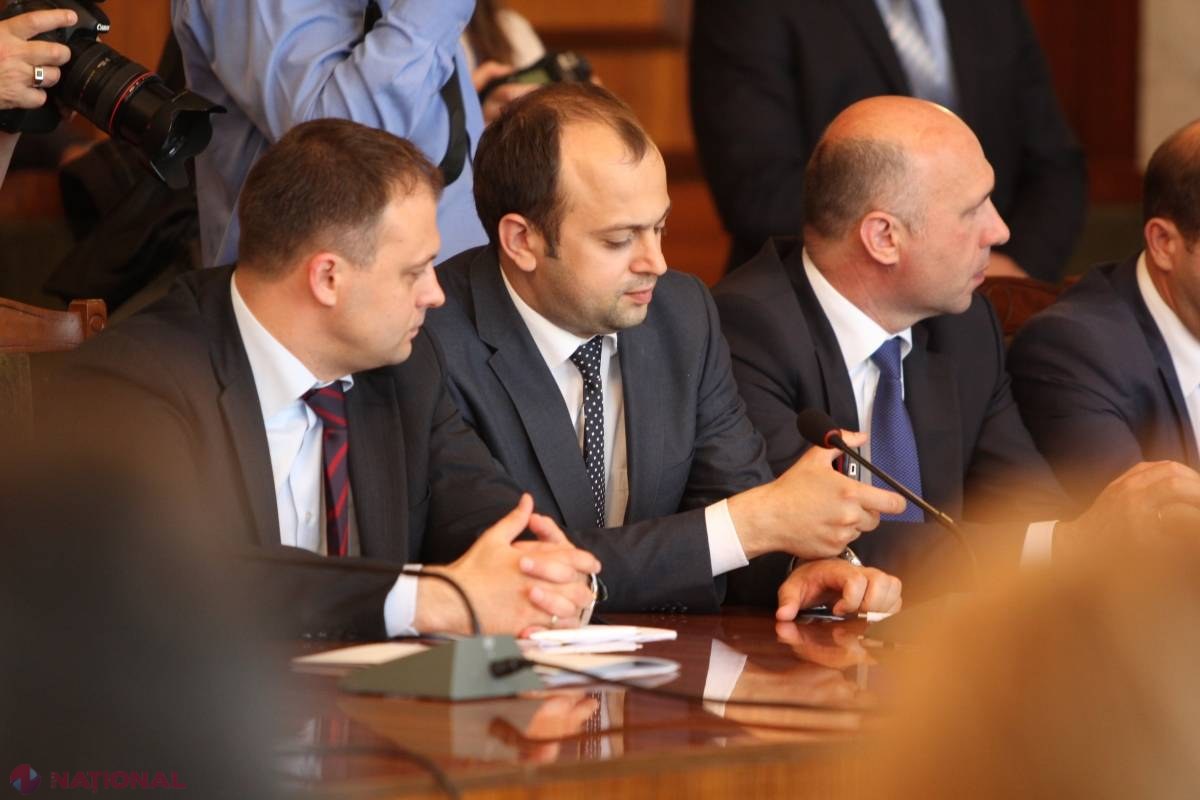 Comuniștii ar vrea să RECRUTEZE un deputat PD în rândurile PCRM