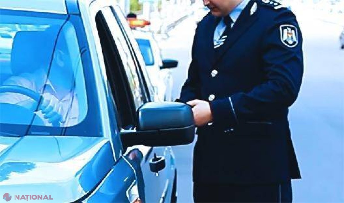 ARESTAREA a zeci de polițiști odată nu i-a speriat pe colegii lor: Doi agenți de circulație, REȚINUȚI pentru estorcare de bani de la un șofer