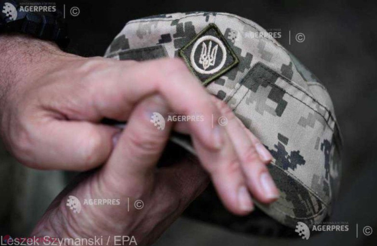 Un prim contingent de soldaţi ucraineni a ajuns în Marea Britanie pentru a fi instruit în lupta pentru apărarea ţării lor, atacate militar de Rusia 