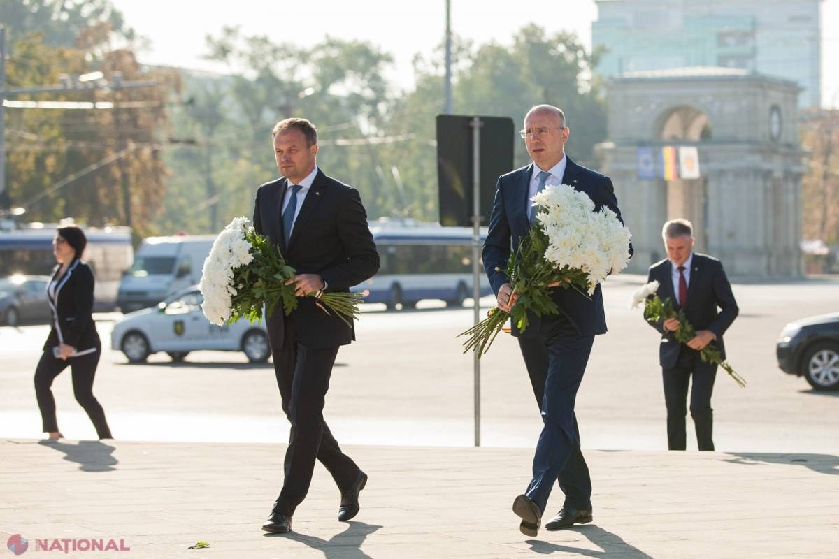 NU au mai depus flori împreună, ca la Ziua Independenței: Limba ROMÂNĂ i-a divizat pe Dodon, Filip și Candu; Guvernul evită să scrie „limba română” în comunicat 