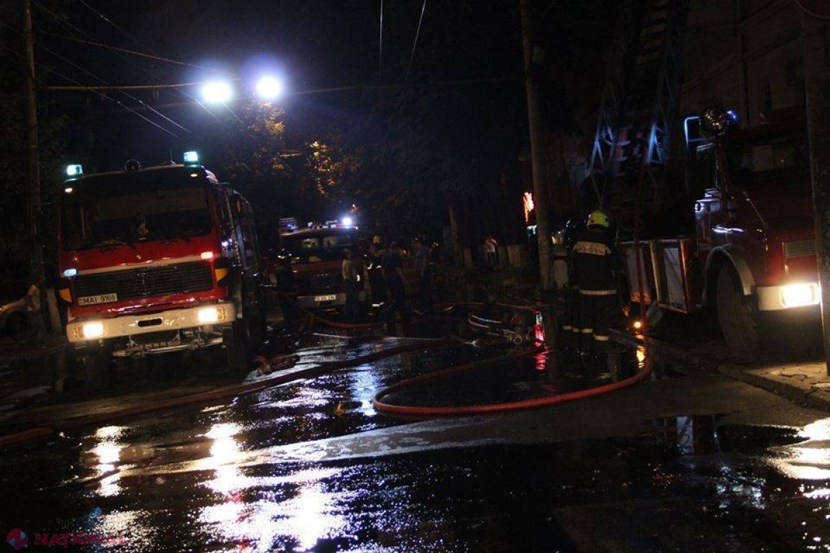 Incendiu în sediul unei Primării din raionul Strășeni. Pompierii au luptat o oră cu focul