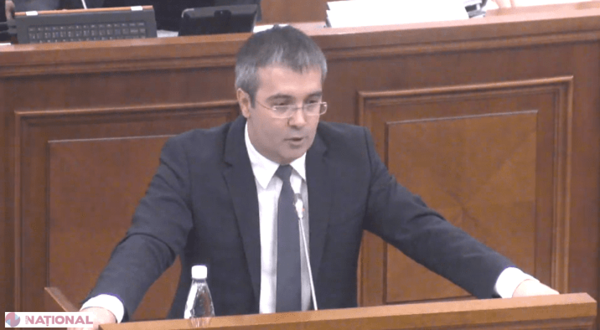 Parlamentul a APROBAT proiectul de lege privind COMBATEREA propagandei rusești. Socialiștii au AMENINȚAT că vor vorbi doar în LIMBA RUSĂ în Parlamentul R. Moldova