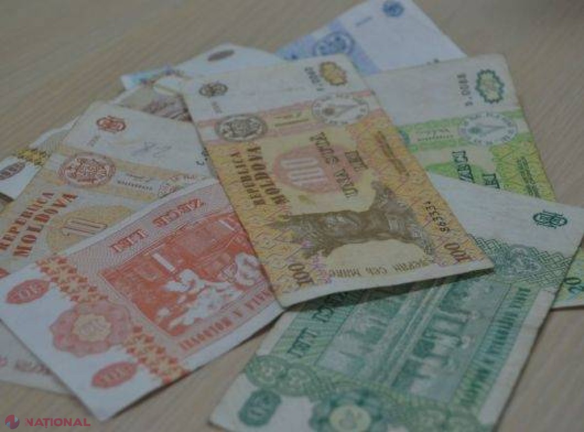 Salariul mediu pe economie va crește, în 2014, cu aproape 400 de lei