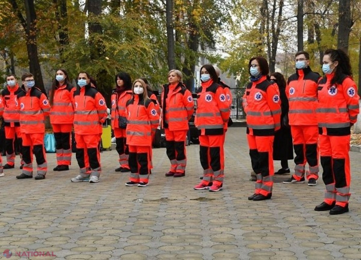 Medici, asistenți medicali și paramedici din R. Moldova, PREMIAȚI în România 