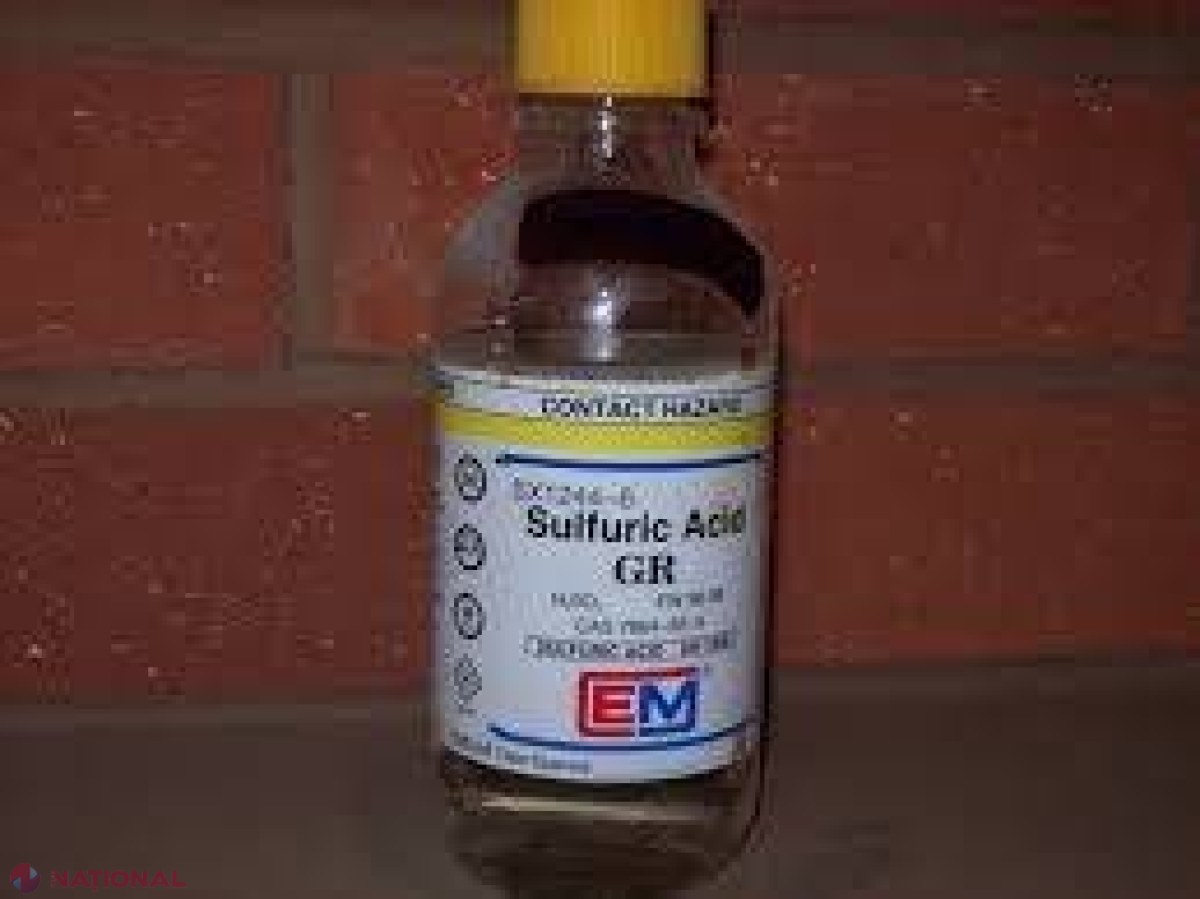 Cruzești // A băut acid sulfuric crezând că este votcă
