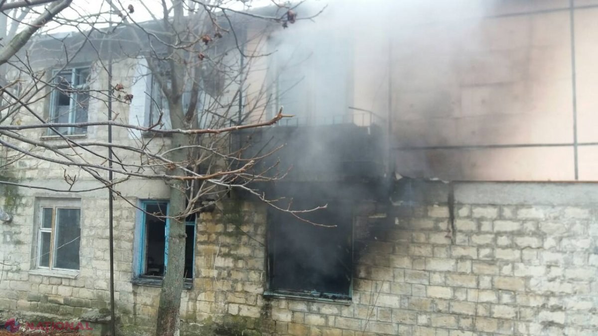 Un om a ars de viu în propria casă la Leova