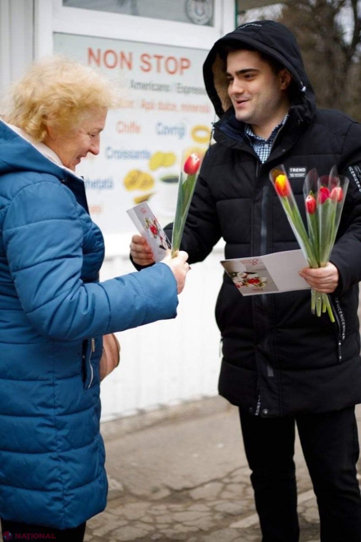 FOTO // De 8 Martie, echipa Partidului „ȘOR” a surprins într-un mod plăcut femeile din R. Moldova
