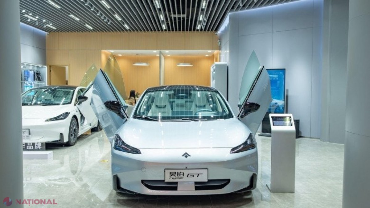 SUA nu mai vrea să importe mașini electrice din China: „Vehiculele lor prezintă riscuri pentru securitatea noastră națională”  