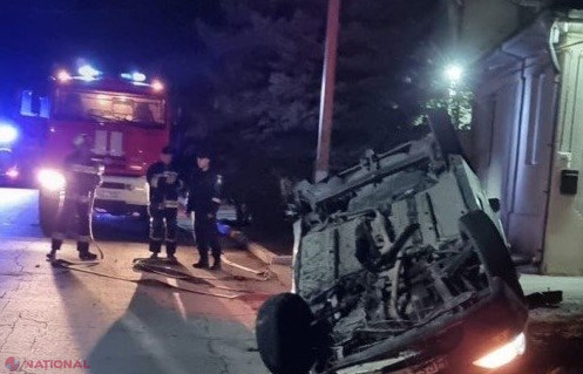 Un șofer a DECEDAT la Tvardița, după ce mașina pe care o conducea s-a răsturnat