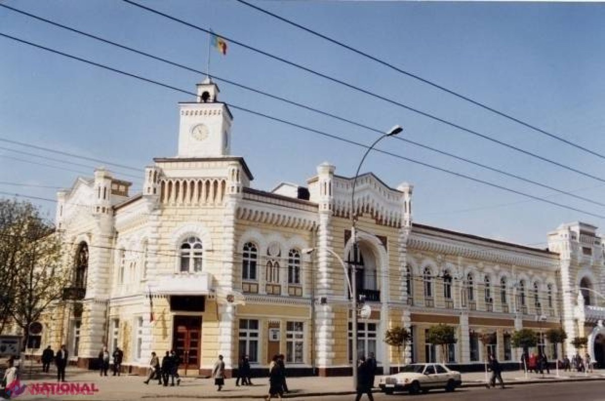 Un analist politic consideră că socialiștii au PRIMA ȘANSĂ să câștige alegerile locale din Chișinău. „Forţele extraparlamentare nu dispun de lideri puternici”