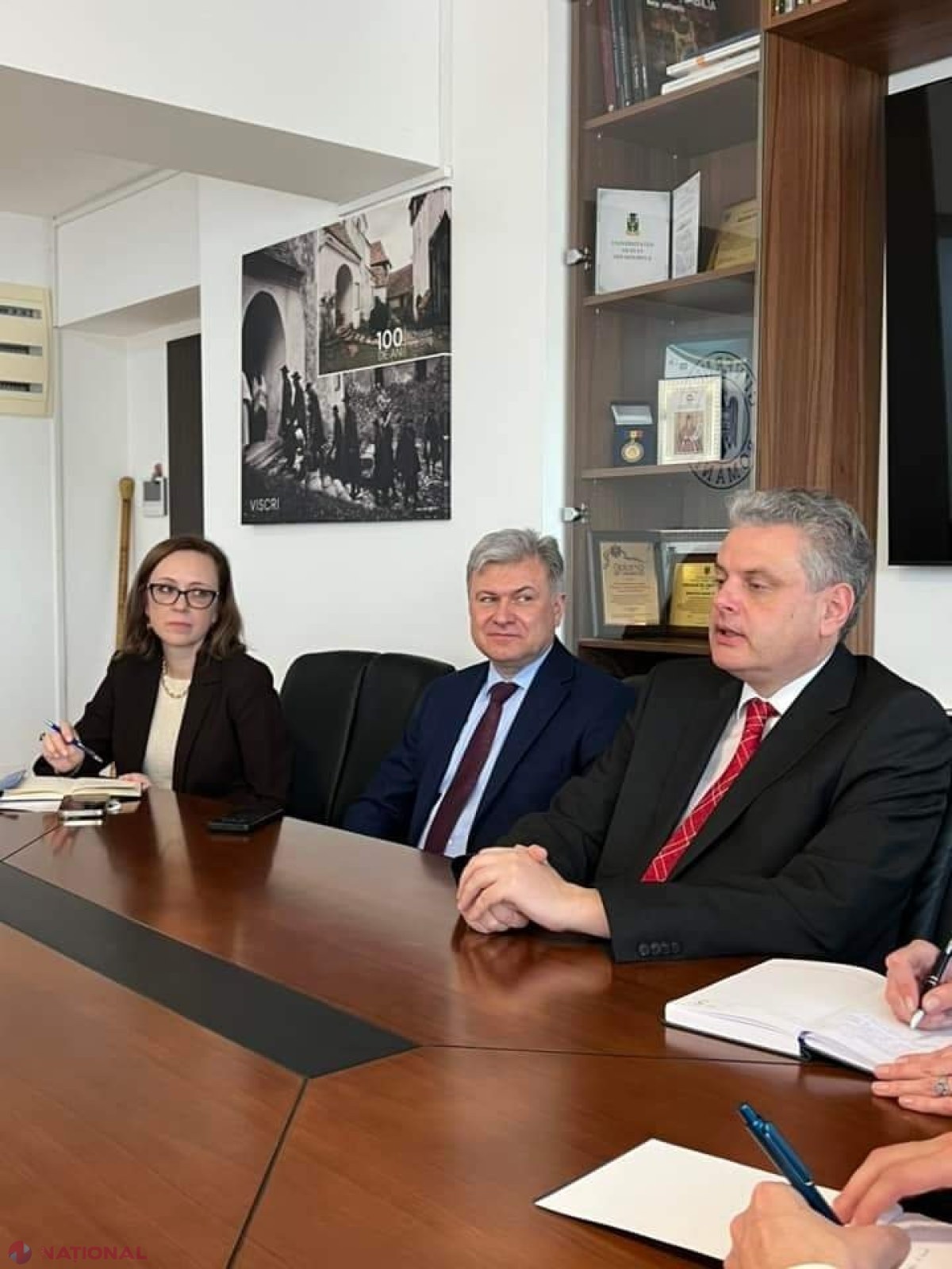 Adrian Dupu și Oleg Serebrian, preocupați de procesul de studii din școlile cu predare în limba ROMÂNĂ din stânga Nistrului
