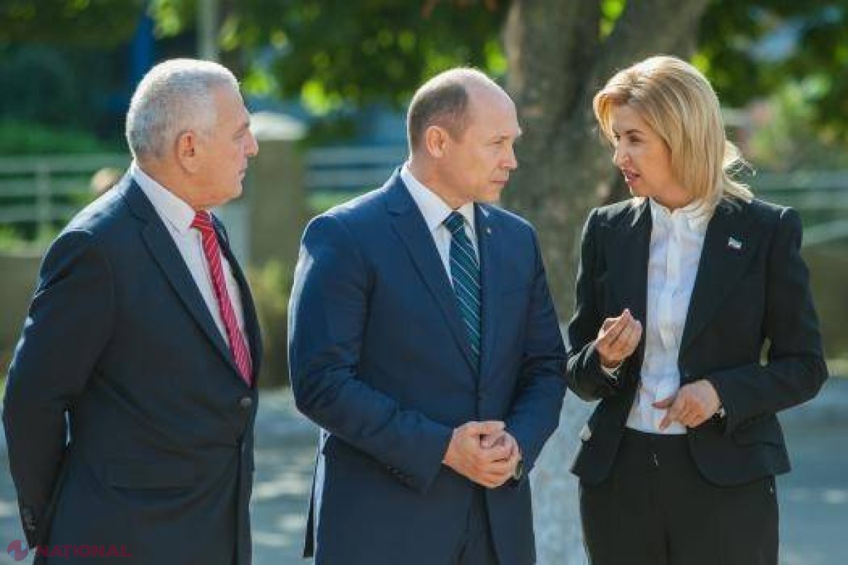 Guvernul Streleț le-a făcut un DAR SIMBOLIC autorităților din Găgăuzia: „Contez că se vor atenua dispozițiile românofobe de la Comrat”
