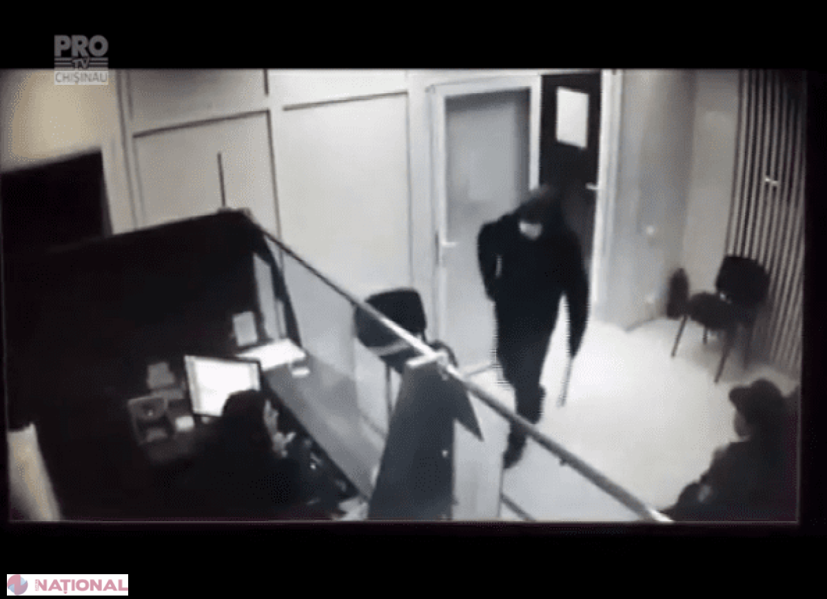 JAF ca în filme la o bancă din R. Moldova: L-a lovit cu ranga-n cap și l-a împușcat pe paznic pentru 3 000 de lei