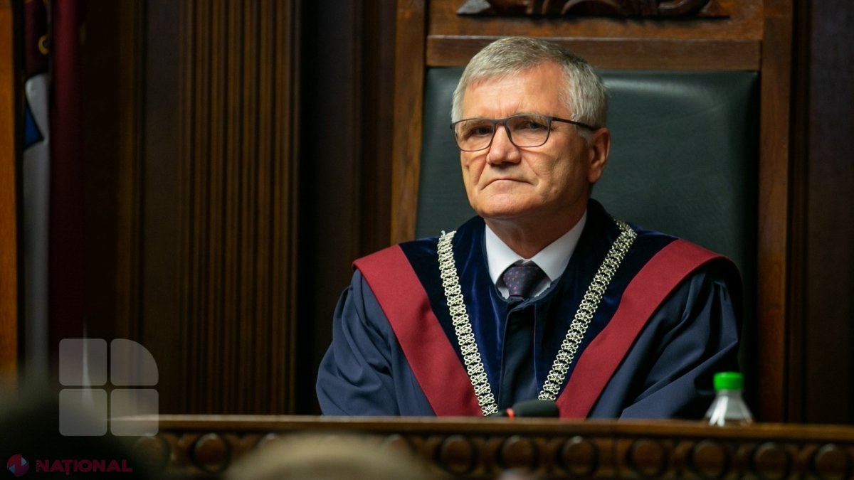 DOC // Curtea Constituțională le spune NU deputaților din PAS, care vor să muncească și în sectorul PRIVAT în timpul deținerii mandatului