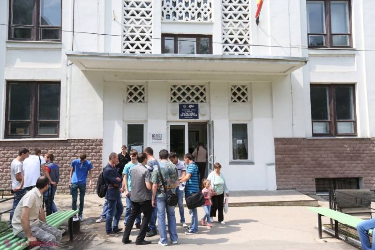 Mii de locuri neacoperite în universitățile din R. Moldova; VEZI unde au rămas locuri libere la buget
