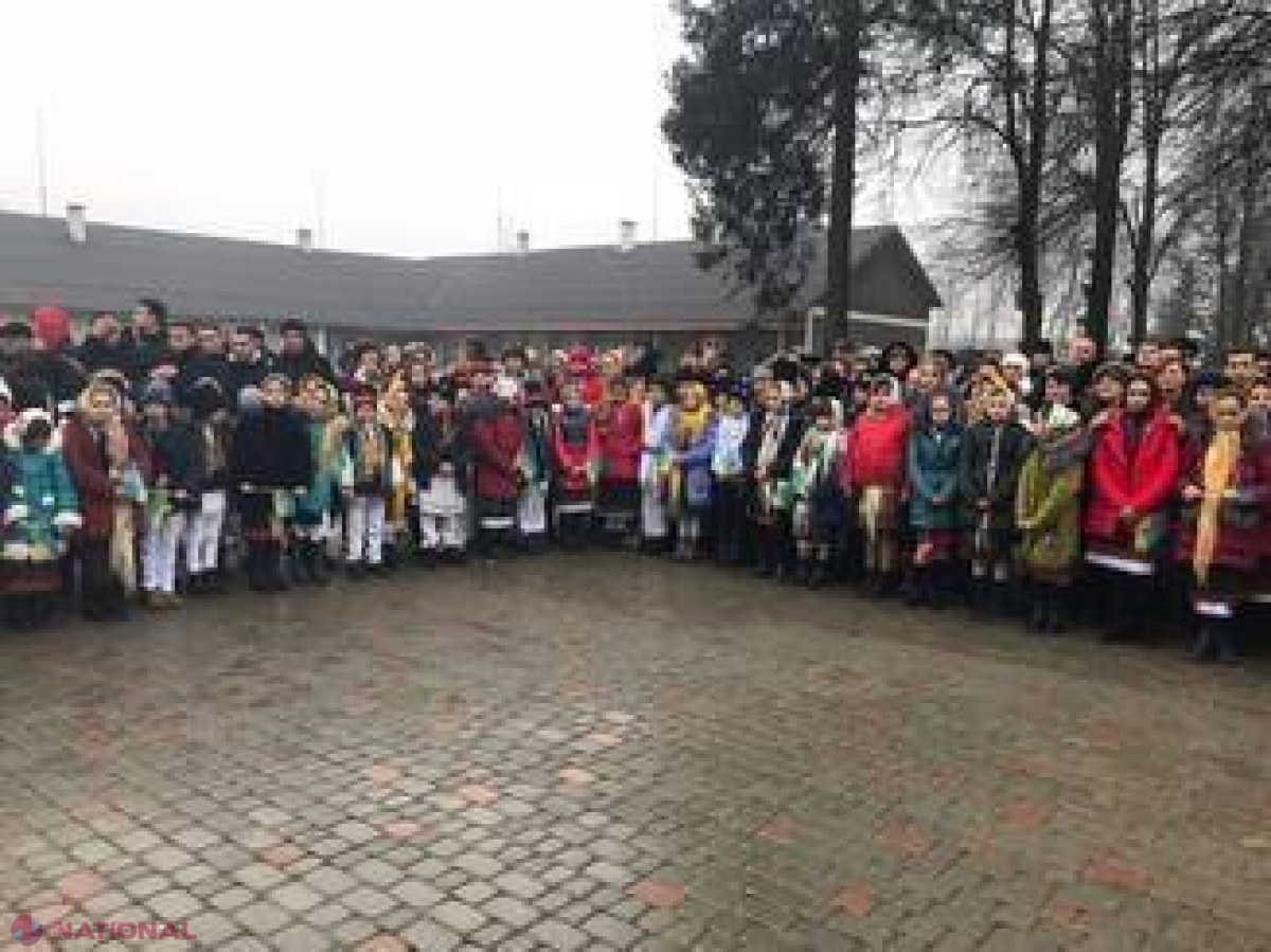 O școală nouă românească a fost INAUGURATĂ la Cernăuți