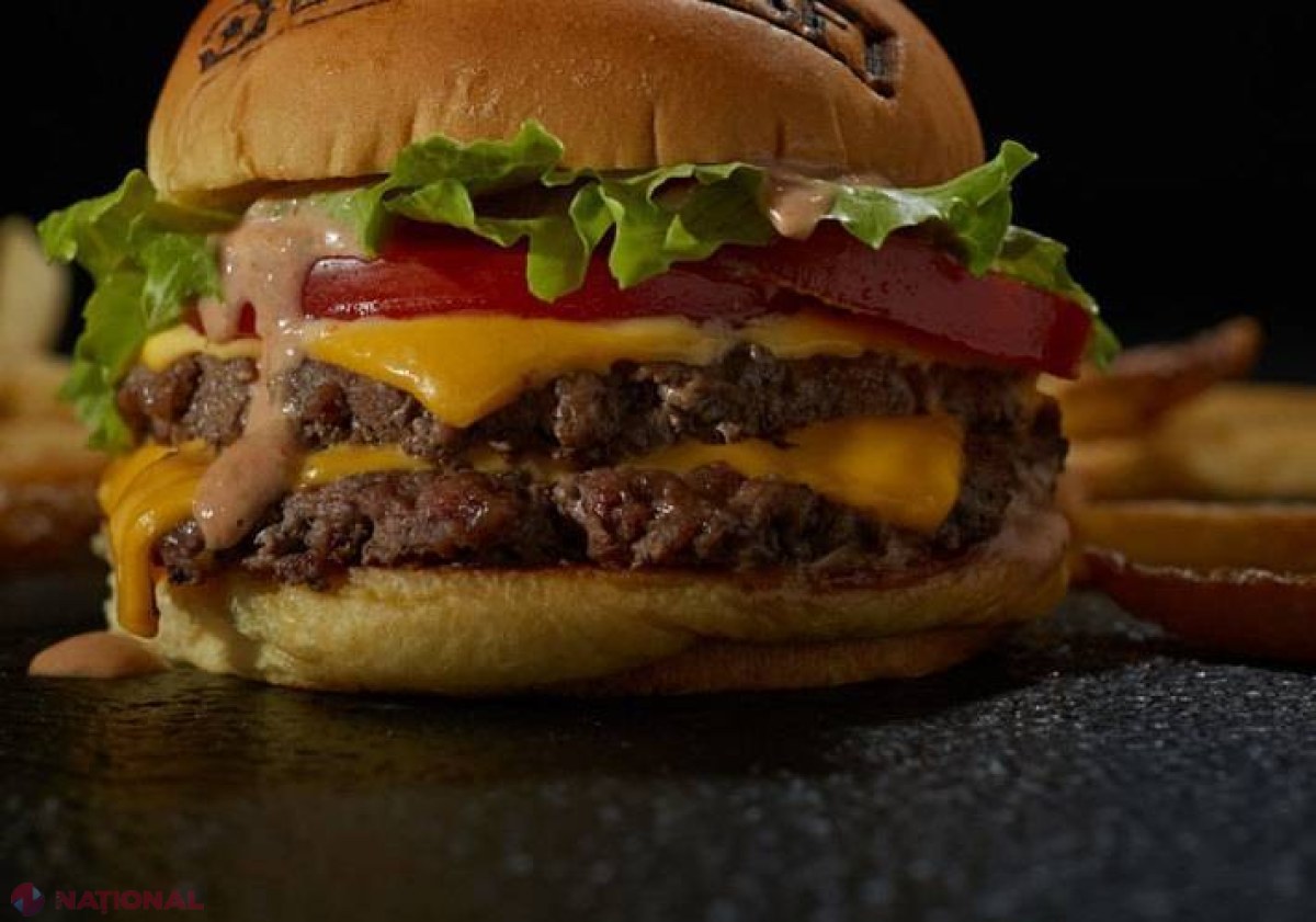 Local McDonald's, ÎNCHIS după presupusa descoperire a unui cap de șoarece în hamburger
