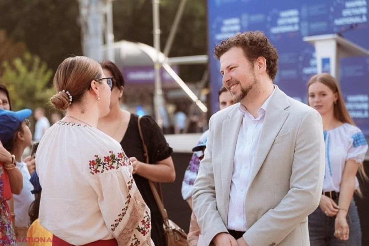 DECLARAȚIE // „Lupta pentru Limba Română a fost inclusiv pentru independență și libertate. Această luptă nu s-a încheiat. Anul acest avem datoria să punem statul la adăpost, acolo unde limba română ne așteaptă în UE la locul său de cinste”