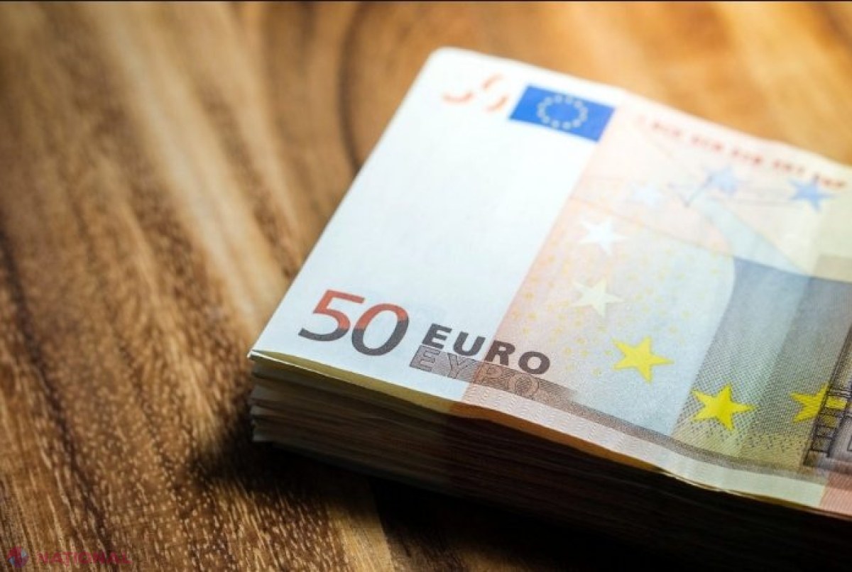 EUROSTAT: Salariul mediu în România - 700 de euro lunar acum doi ani  