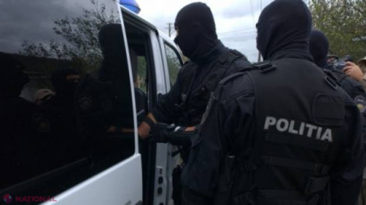  PERCHEZIȚII // Cetățeni, BĂNUIȚI de destabilizarea situației în campania electorală din R. Moldova