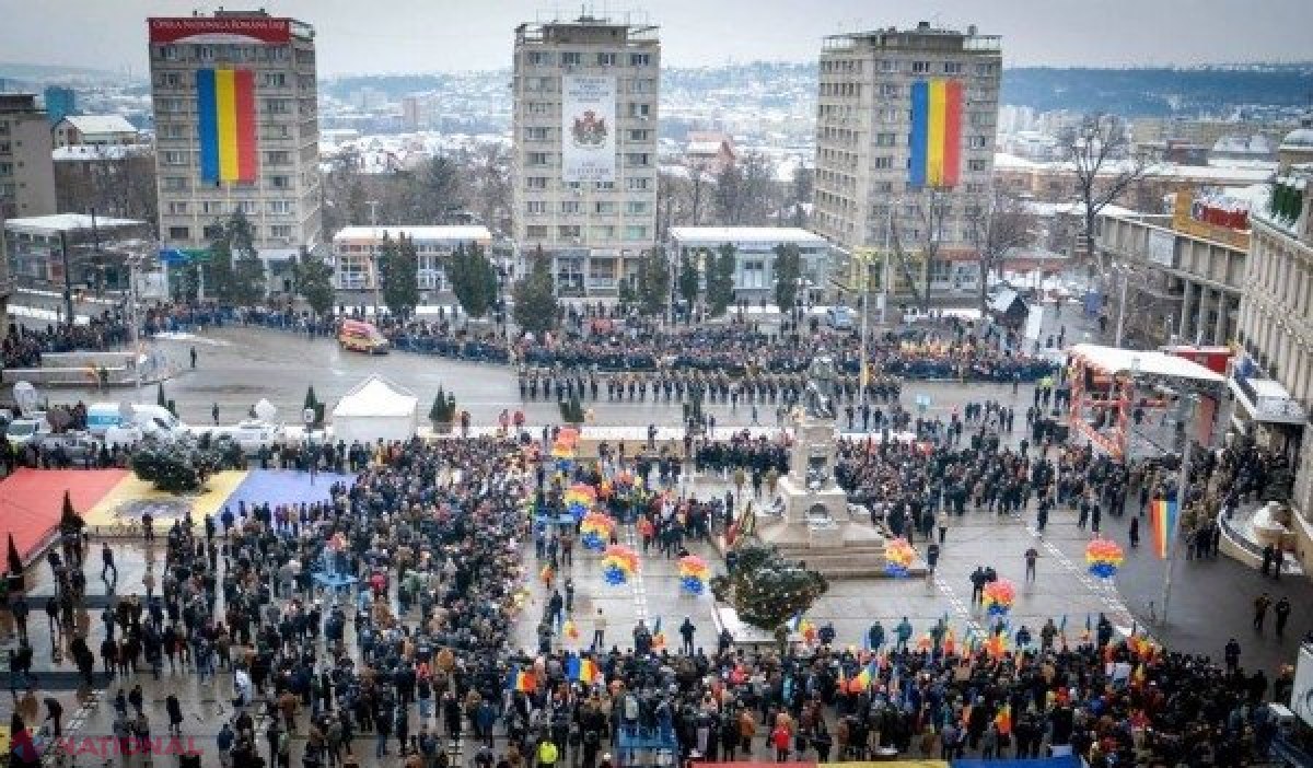 Pregătiri pentru Mica Unire la Iaşi, unde este aşteptat Klaus Iohannis: Statuia lui Cuza a fost spălată