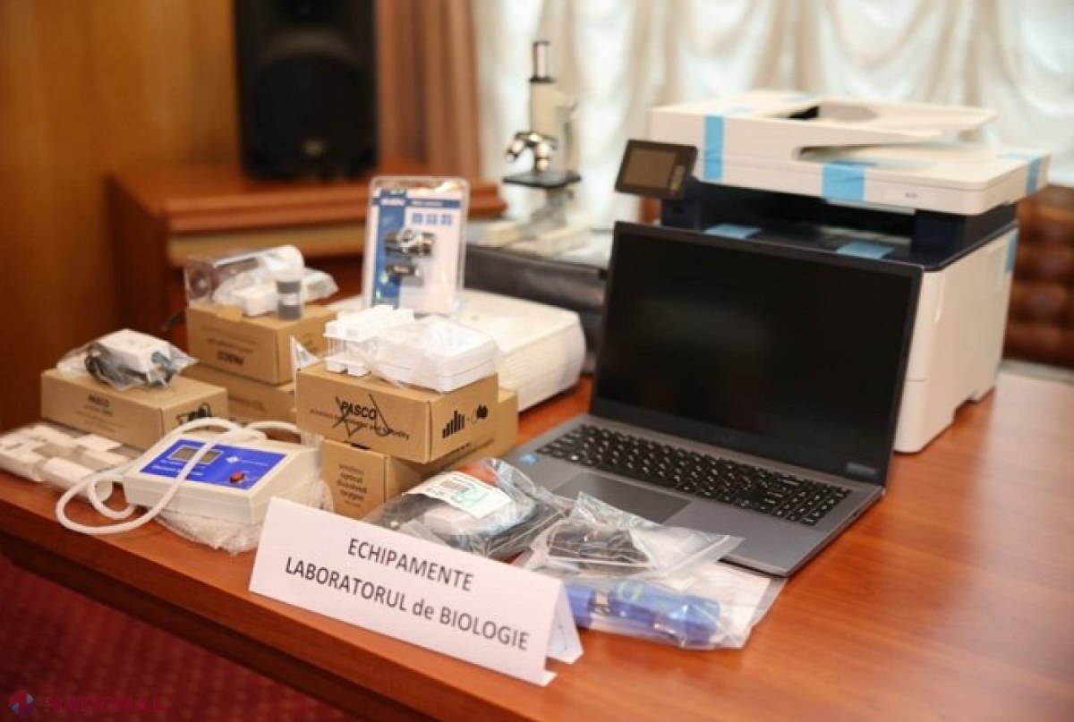Un lot important de laptopuri, tablete, computere și echipamente pentru laboratoare de fizică, chimie și biologie, repartizat în sute de instituții de învățământ din R. Moldova: Achiziții și donații în valoare de 69 de milioane de lei