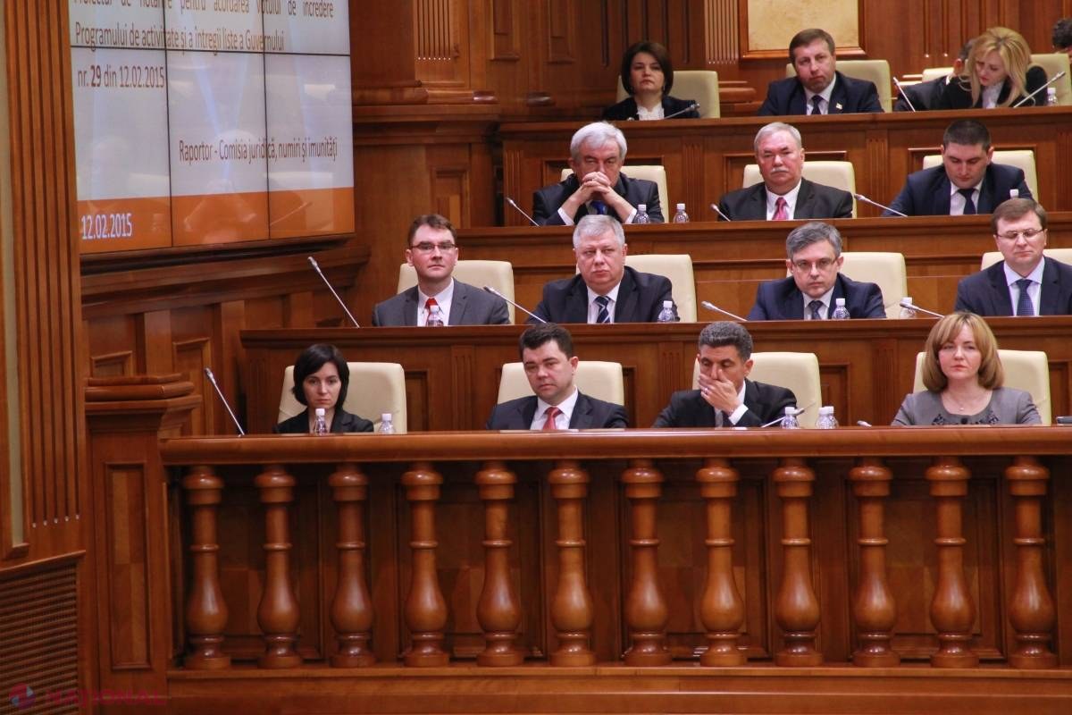 Un democrat îi ia APĂRAREA Maiei Sandu: „Este un ministru REFORMATOR”
