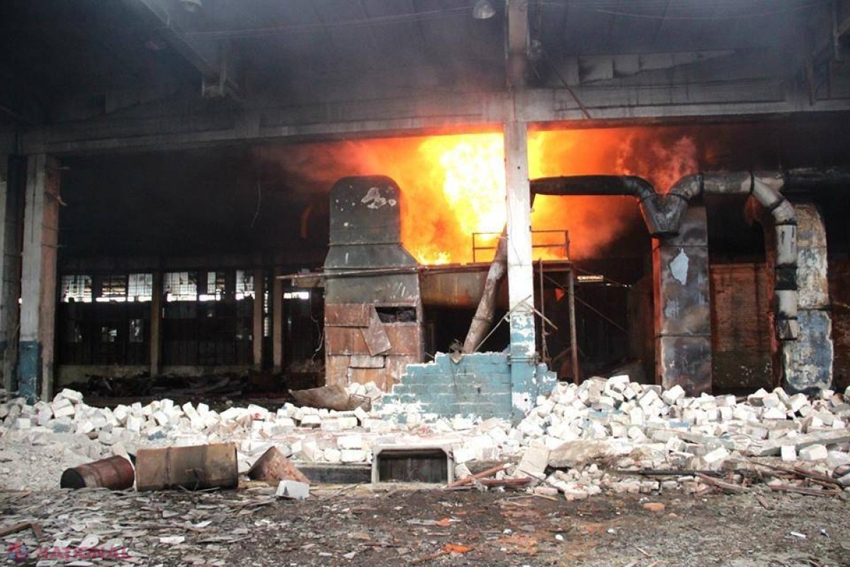 INCENDIU pe strada Columna din capitală