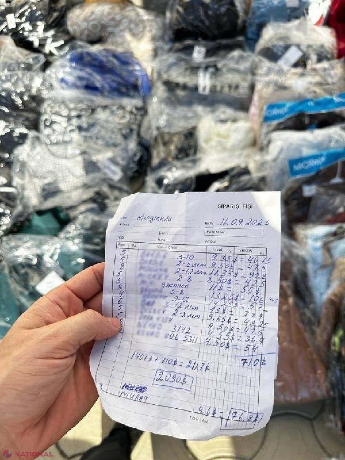VIDEO // Contrabandă cu mărfuri de LUX din Turcia, în valoare de circa jumătate de MILION de lei la Giurgiulești. Cine sunt membrii grupării infracționale