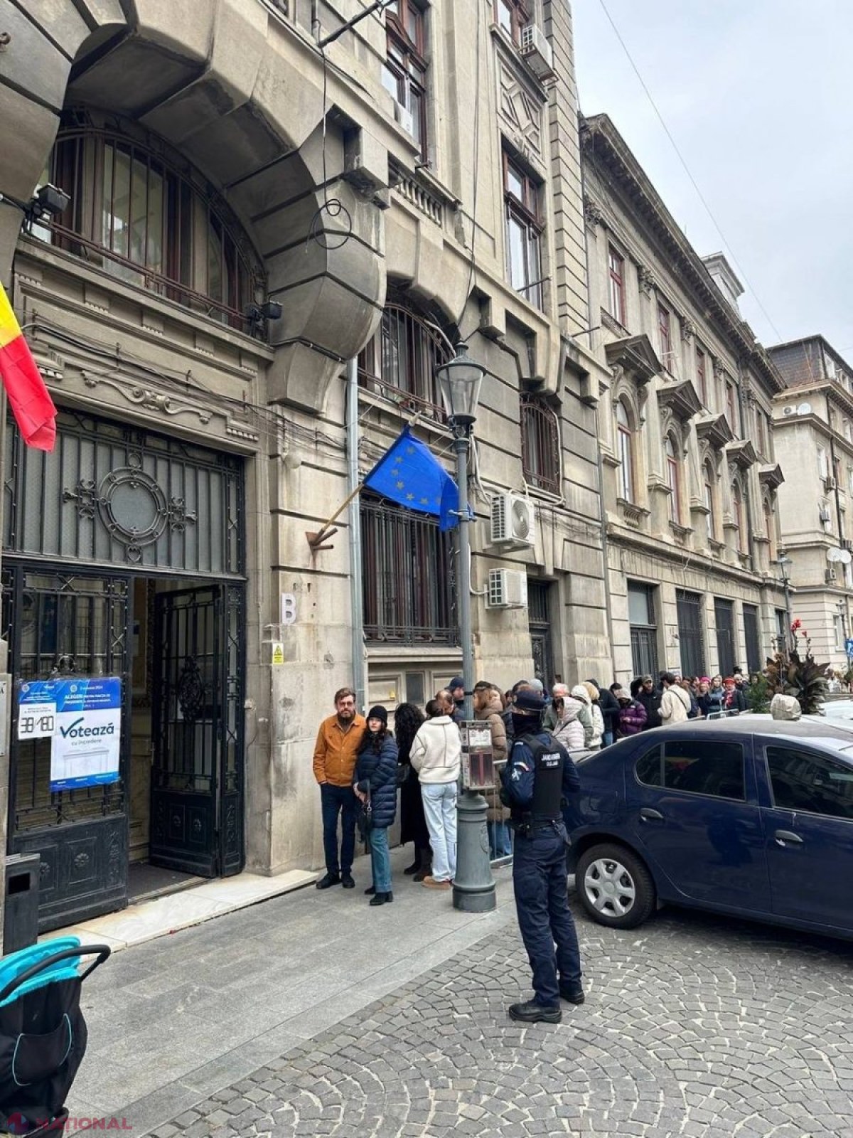 GALERIE FOTO, RECORD // Diaspora, mai mobilizată ca niciodată în turul II al alegerilor prezidențiale. A fost bătut recordul din 2020