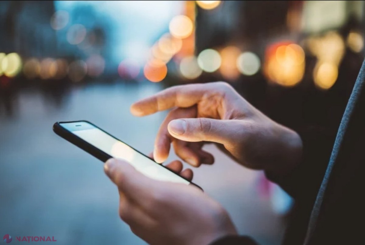 Telefonul tău păstrează poze șterse de luni întregi. Cum le găsești și le elimini definitiv 