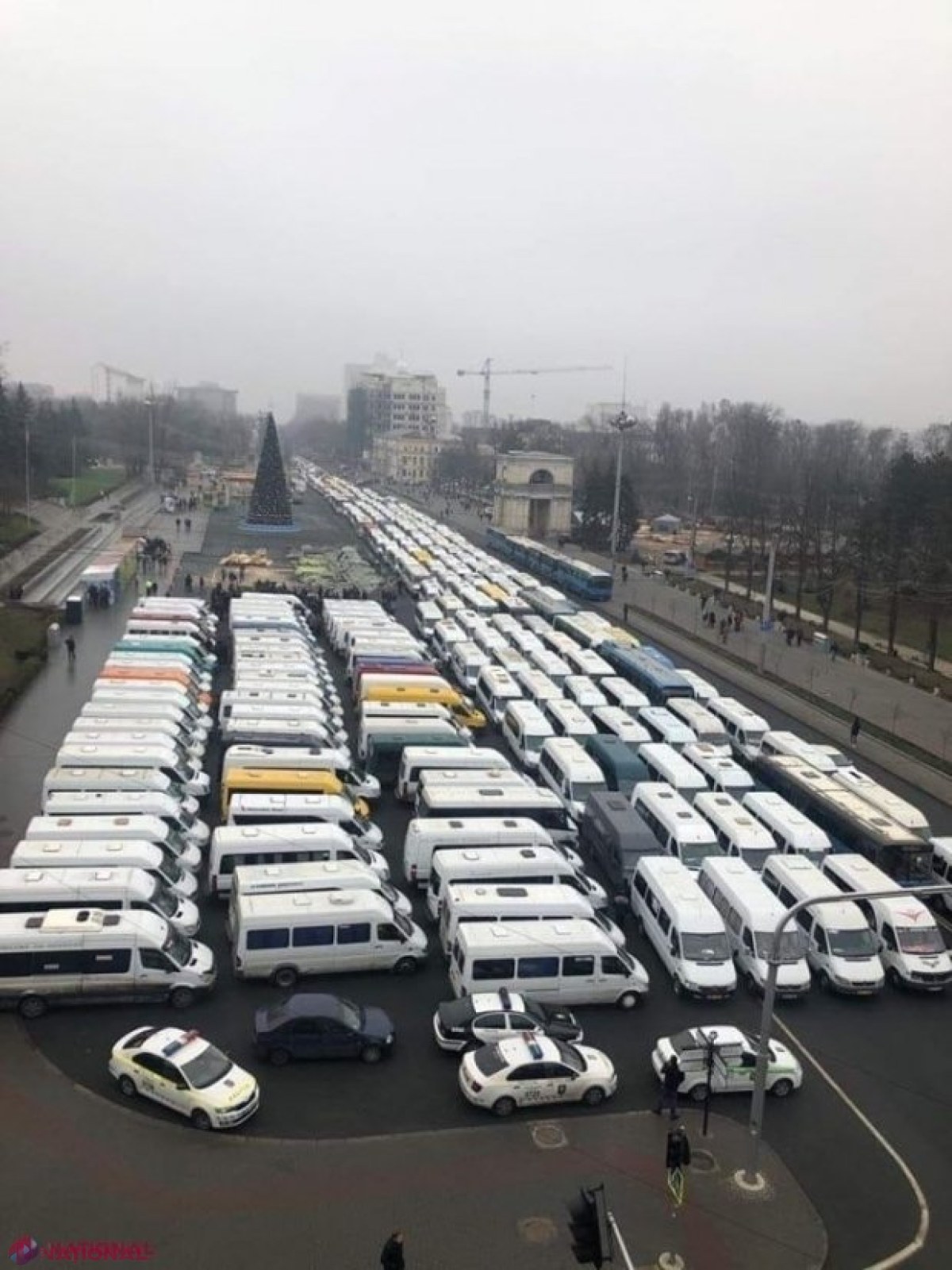 PROTEST // Transportatorii vor aduce peste 100 de autobuze și microbuze în PMAN