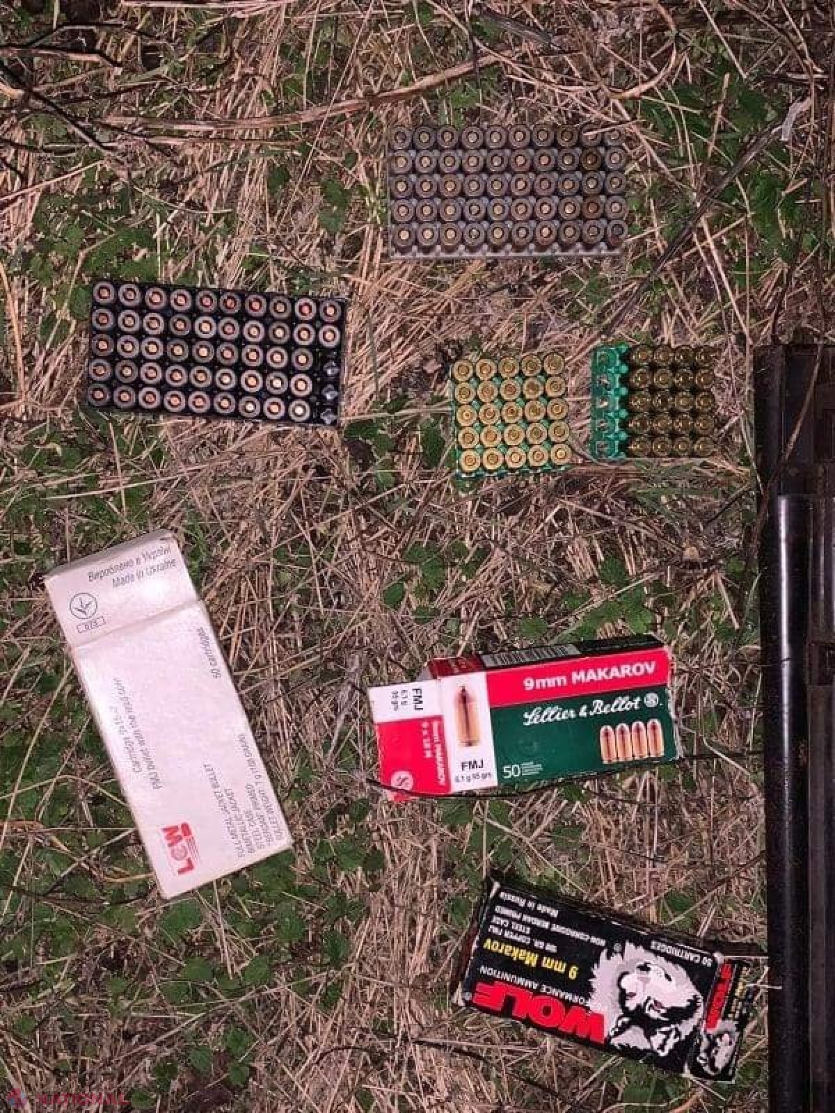 FOTO // Pistolarul de la Criuleni, care a ÎMPUŞCAT și rănit grav trei persoane, a fost REŢINUT. Acesta a tras şi în angajaţii de la