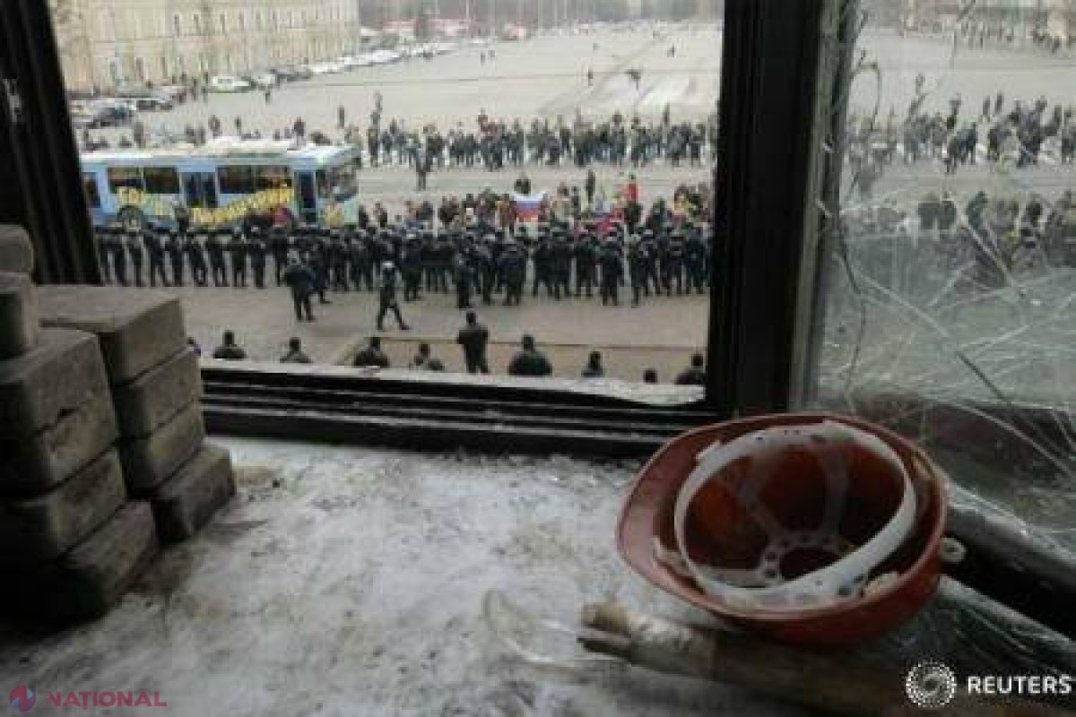 Ucraina // Manifestanți proruși au ocupat Primăria din Mariupol