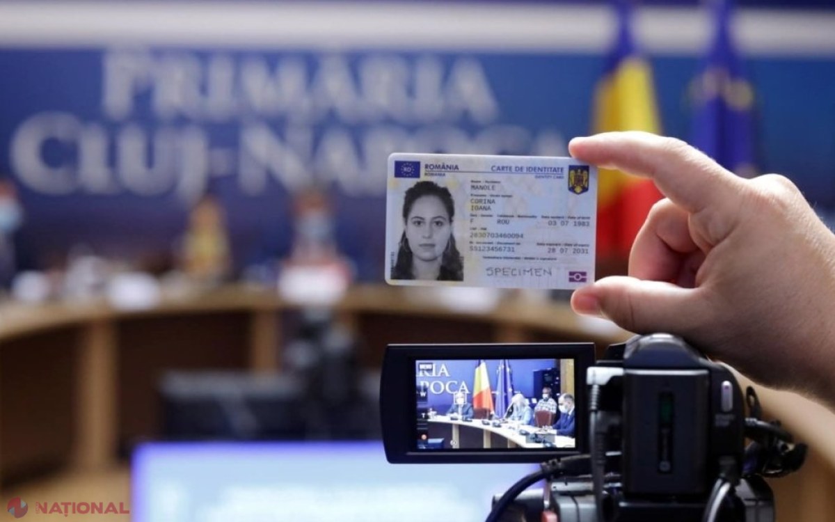 Noi cărți de IDENTITATE în România. Când începe eliberarea documentelor și care sunt DIFERENȚELE între cartea de identitate simplă și cea cu cip 