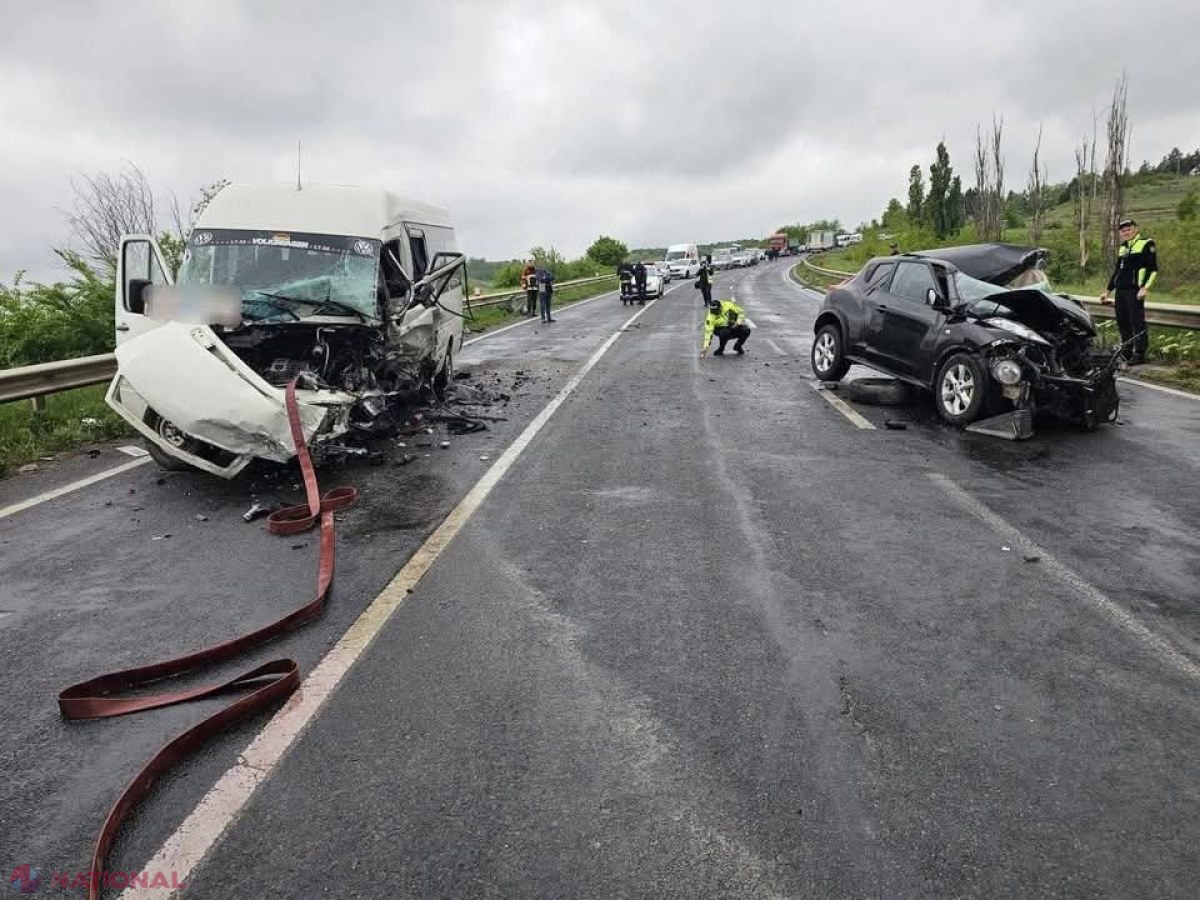 Accident cumplit la Bardar: O mașină s-a tamponat cu un microbuz de rută, iar șase persoane au ajuns la spital 