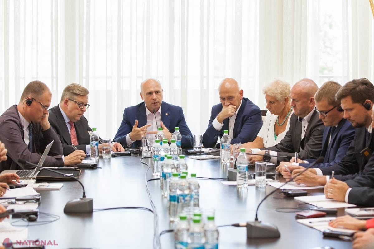 Mai mulți consilieri europeni, CONVOCAȚI la Guvern. Ce mesaj a vrut să le transmită Pavel Filip