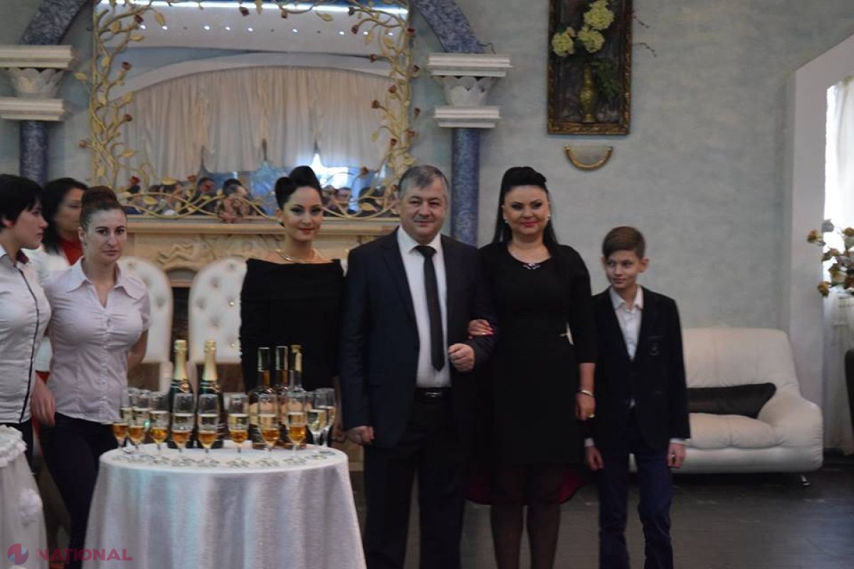 Casa unui deputat, PRĂDATĂ astă-noapte, în timp ce acesta se afla la un banchet FASTUOS împreună cu alți parlamentari