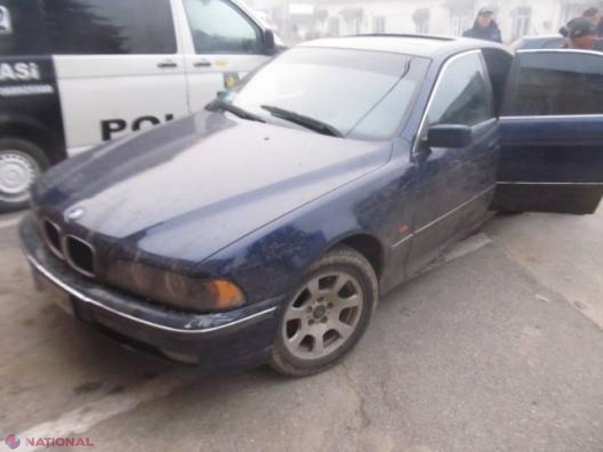 Cu ARME pe bancheta din spate a mașinii, pe străzile orașului. Șoferul era BĂUT și a încercat să fugă de poliție
