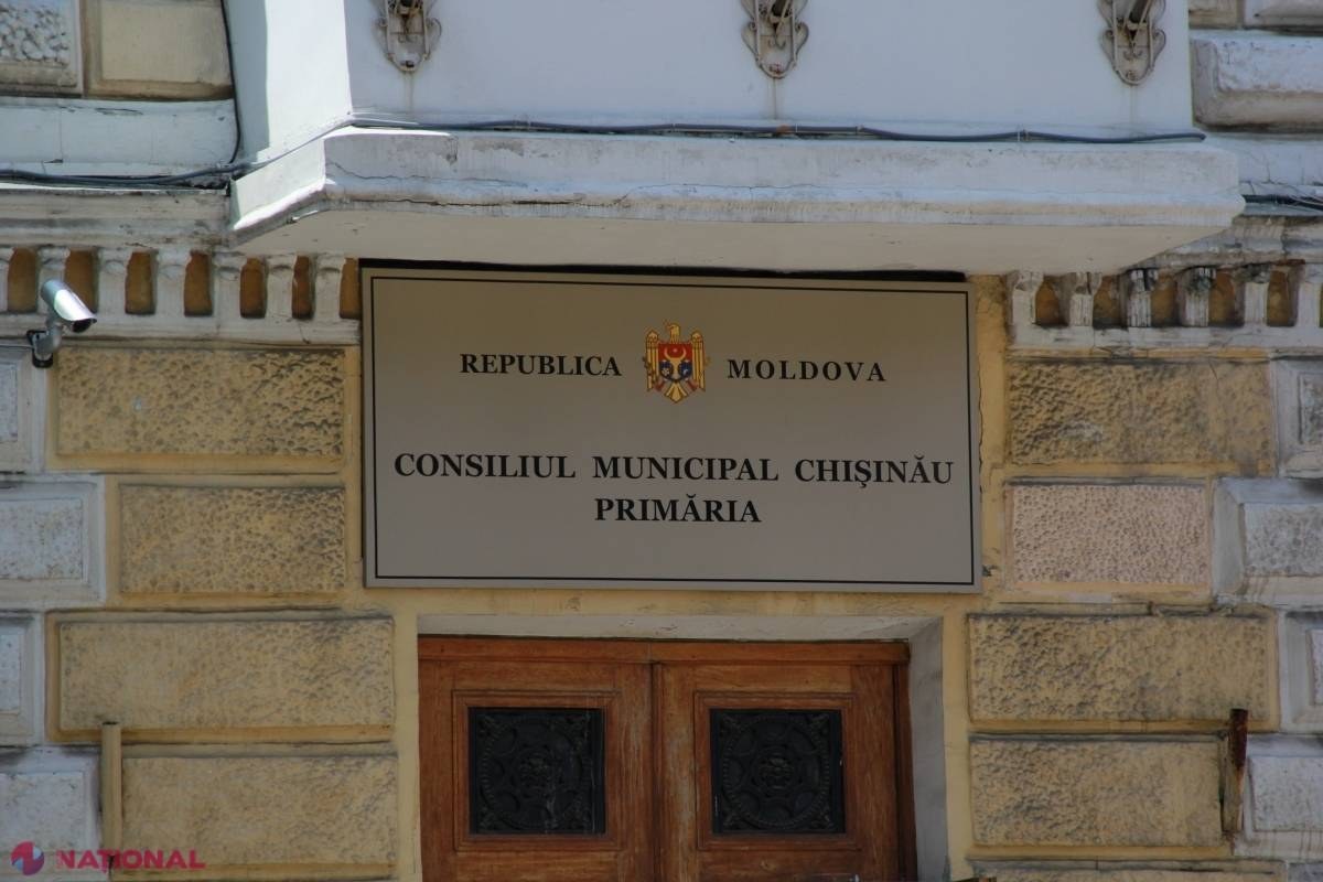 Liberalii o acuză pe Silvia Radu că vrea să scape de șefii „incomozi” de la Primărie: „Dacă nu scriu cerere de demisie, îi va țese cum știe ea”