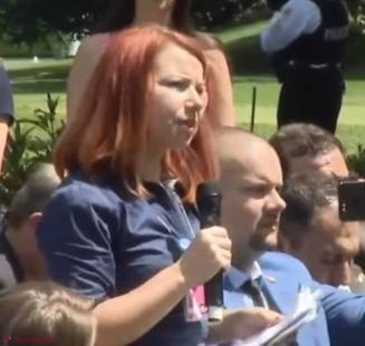 VIDEO // Buzz Feed: Un reporter din România a REUŞIT ce n-au putut toţi liderii NATO 